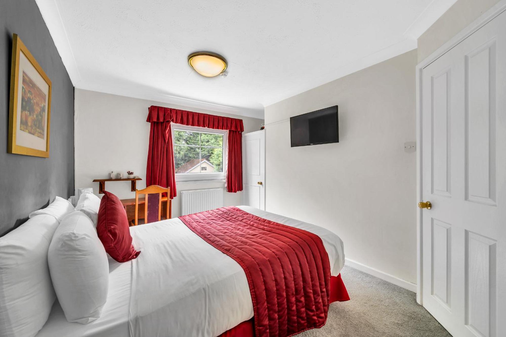 Dial House Hotel Crowthorne Eksteriør bilde
