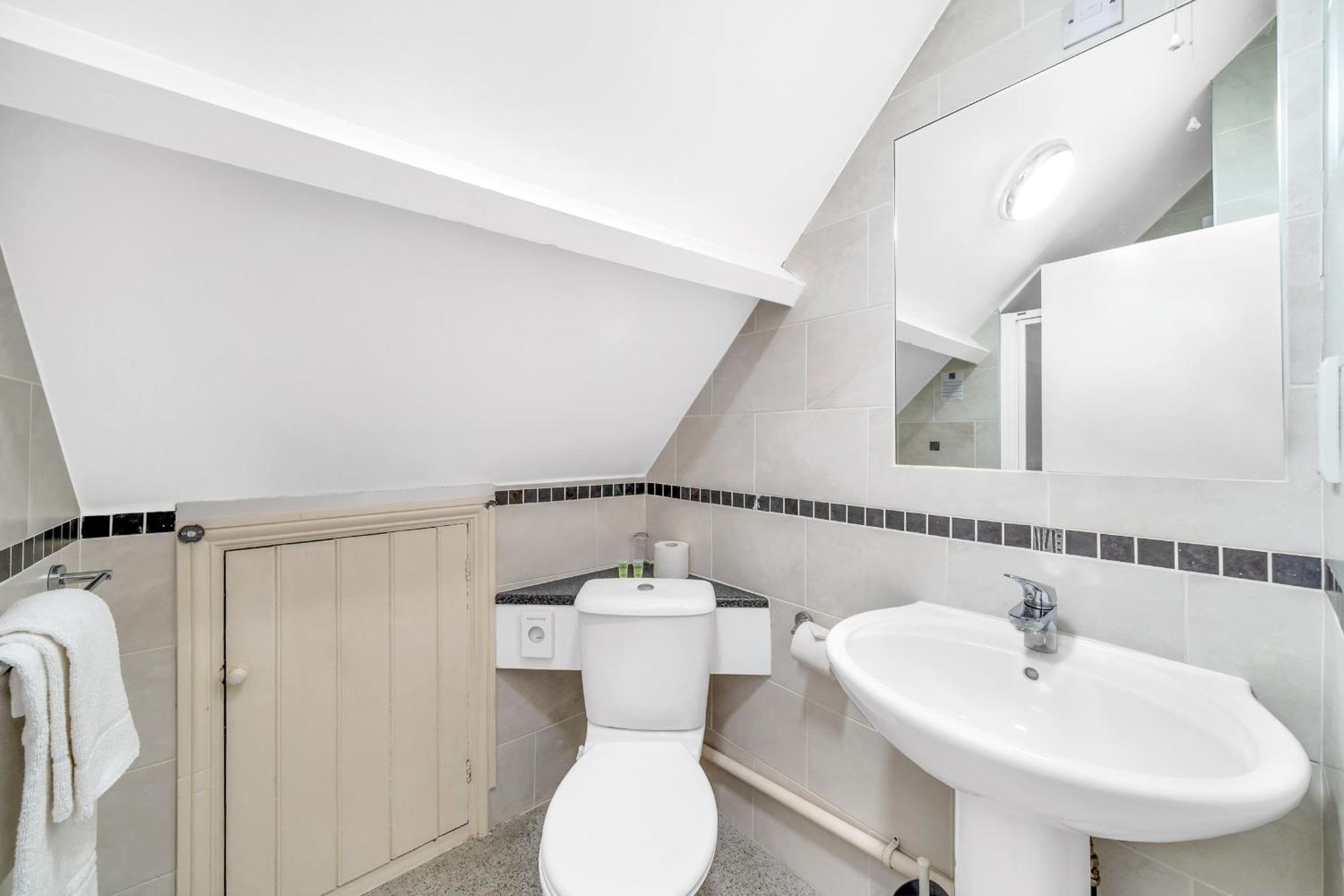 Dial House Hotel Crowthorne Eksteriør bilde
